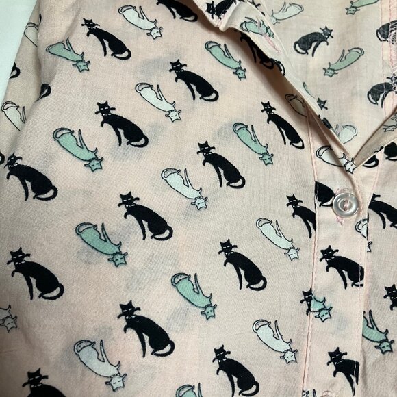 Cute cat shirt - Picture 2 of 3